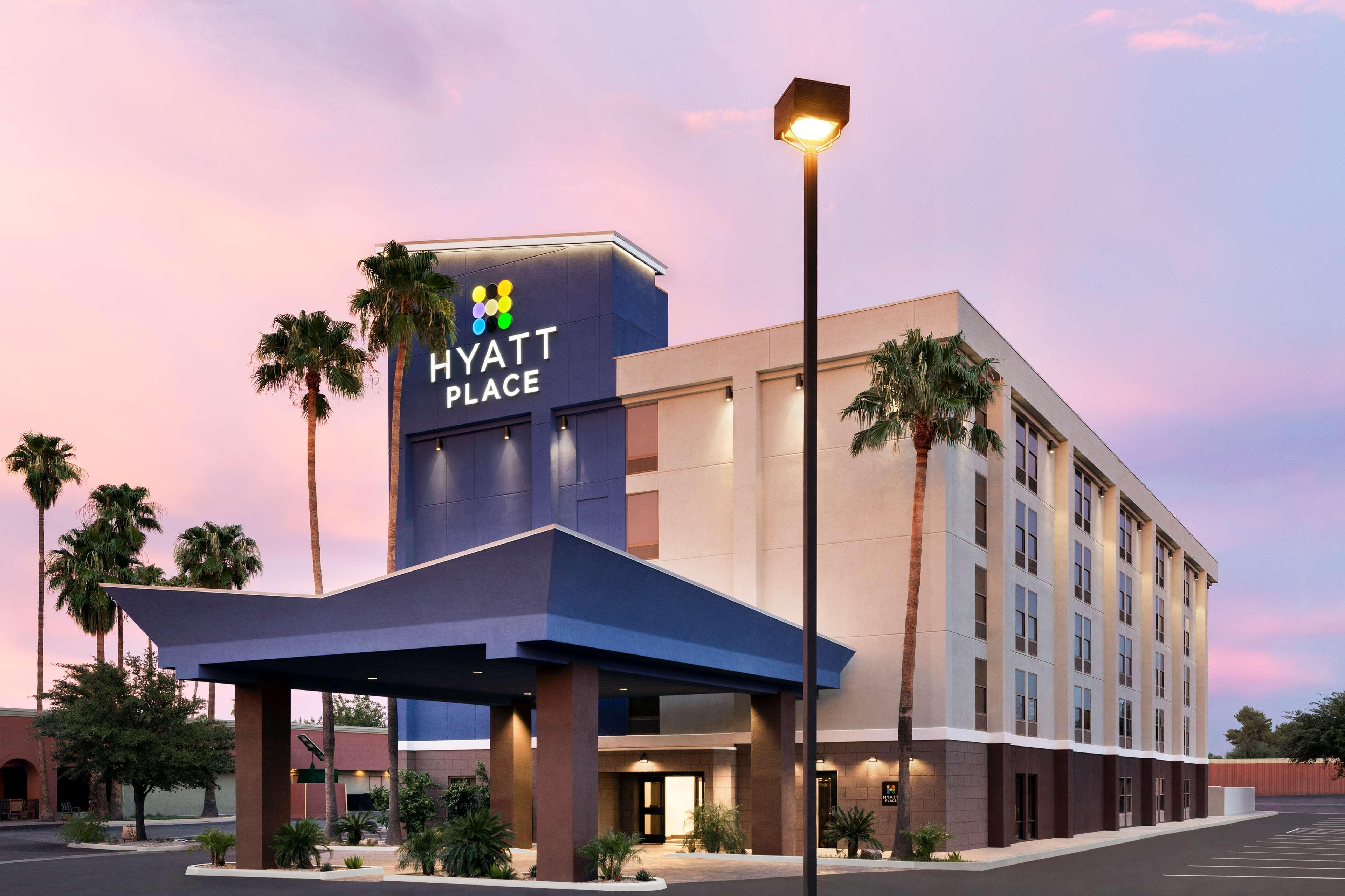 Hyatt Place Tucson Central Экстерьер фото