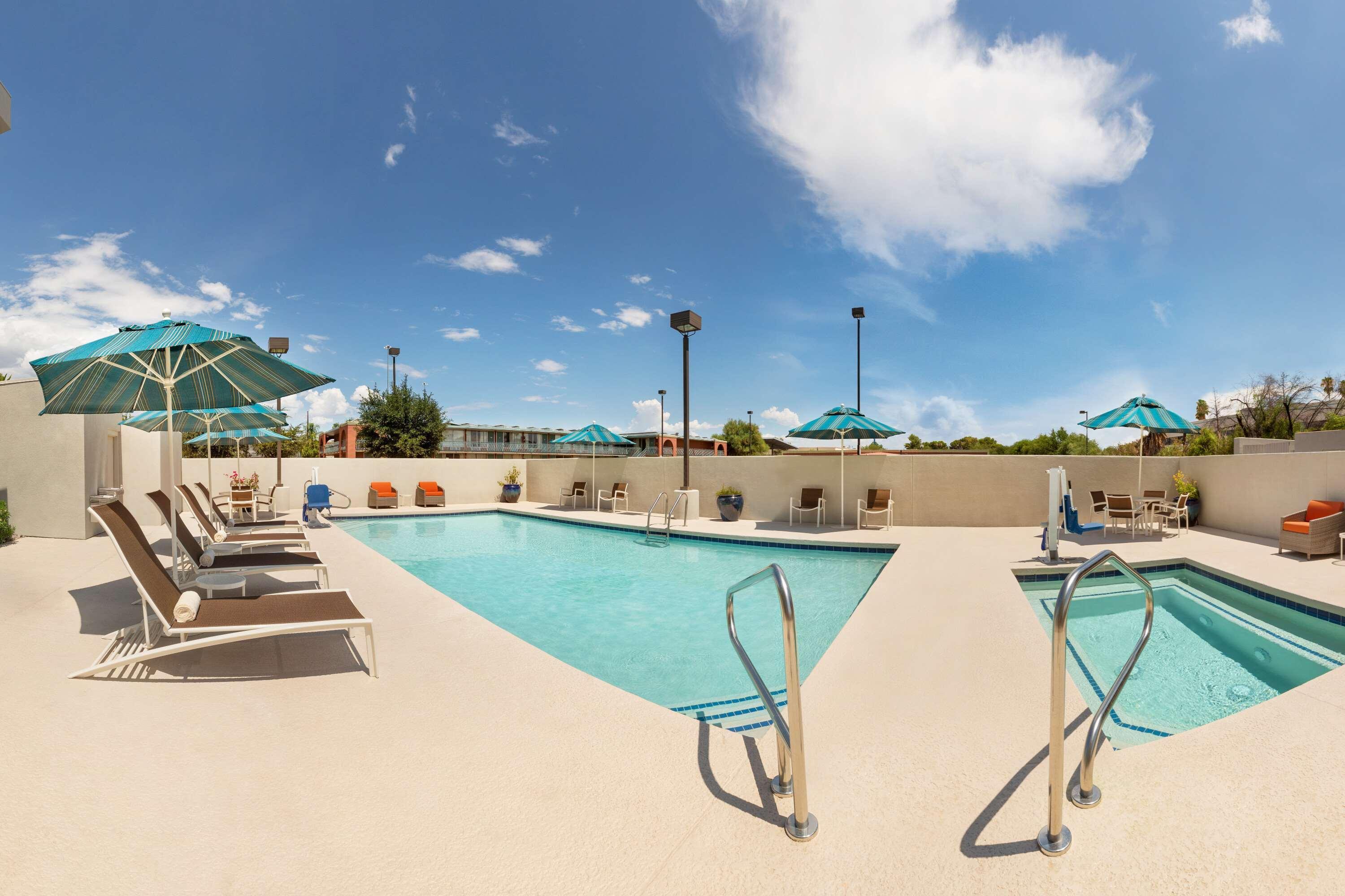 Hyatt Place Tucson Central Экстерьер фото